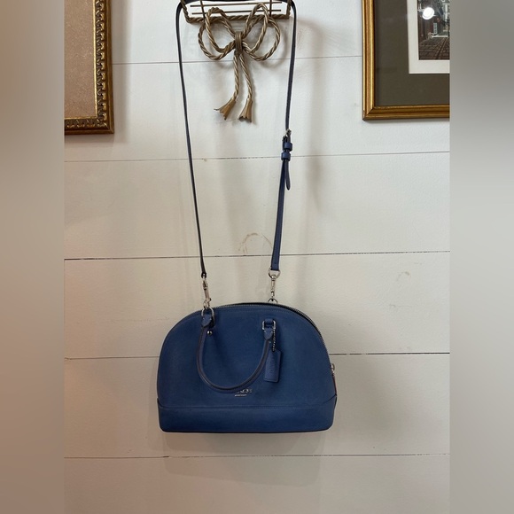 Coach  Mini Sierra Satchel cotton flower, blue in excellent used condition - Picture 2 of 13